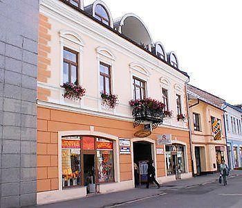 Hotel Steve Liptovsky Mikulas Bagian luar foto
