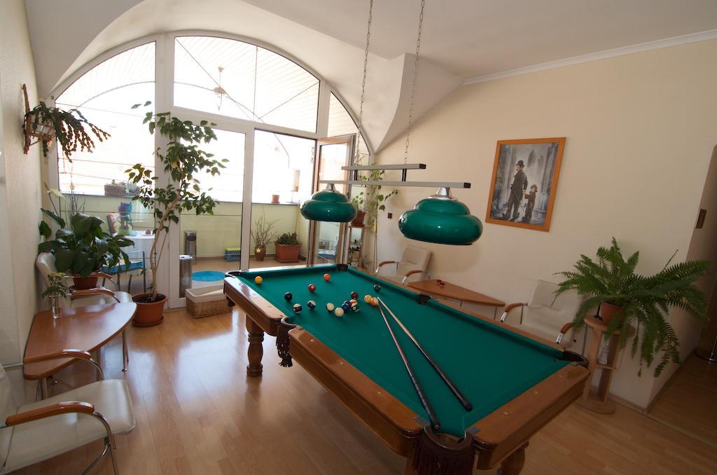 Hotel Steve Liptovsky Mikulas Bagian luar foto