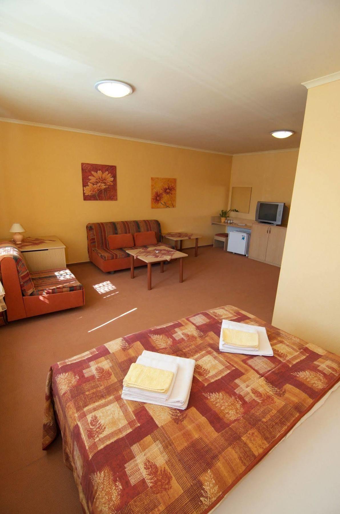 Hotel Steve Liptovsky Mikulas Bagian luar foto